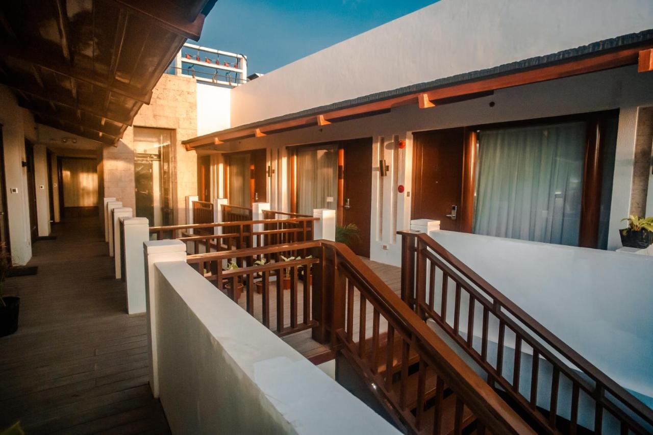 Mandarin White Sand Boracay Manoc-Manoc Dış mekan fotoğraf